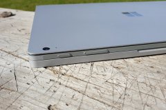 Microsoft Surface Book 3 - Power Button & Lautstärkewippe