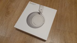 Microsoft Surface Headphones - Verpackung - Front
