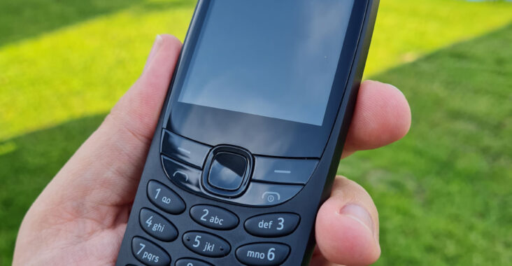 Nokia 6310 - Front